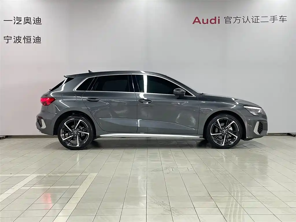Audi A3 2023 Sportback 35 TFSI Fashion Sport