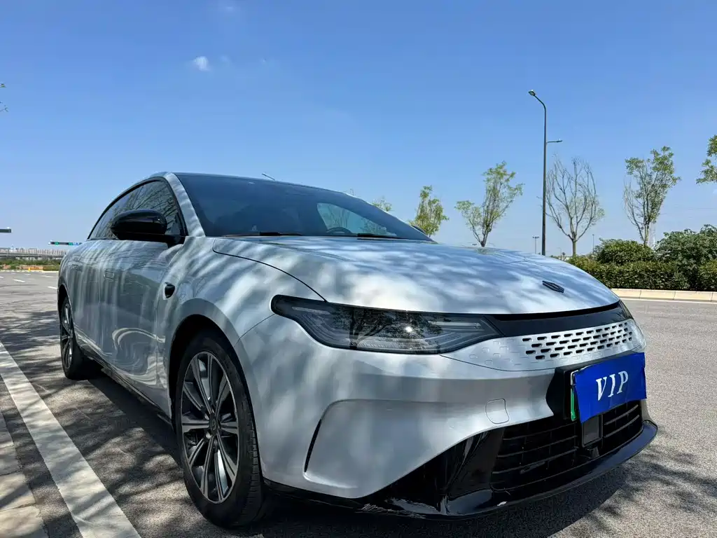 Leapmotor Leapmotor C01 — миниатюра 3