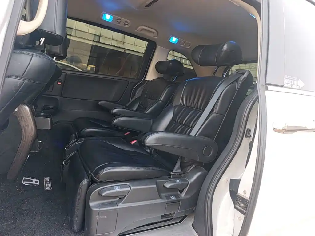Honda Odyssey — миниатюра 17