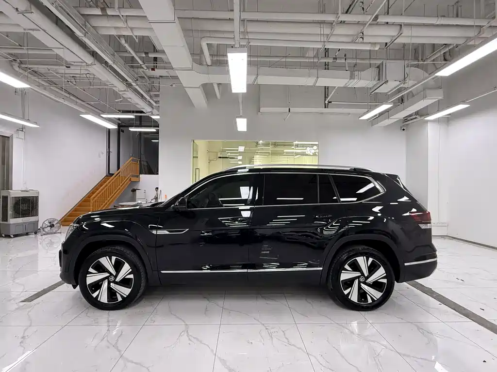 Volkswagen Teramont — миниатюра 3