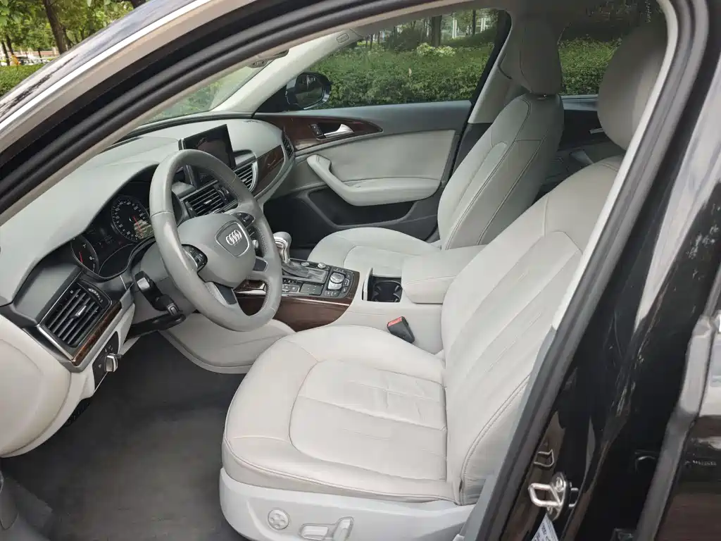 Audi A6L 2014 TFSI Comfort