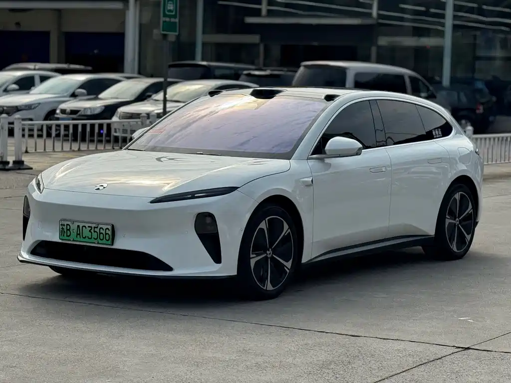 NIO NIO ET5T