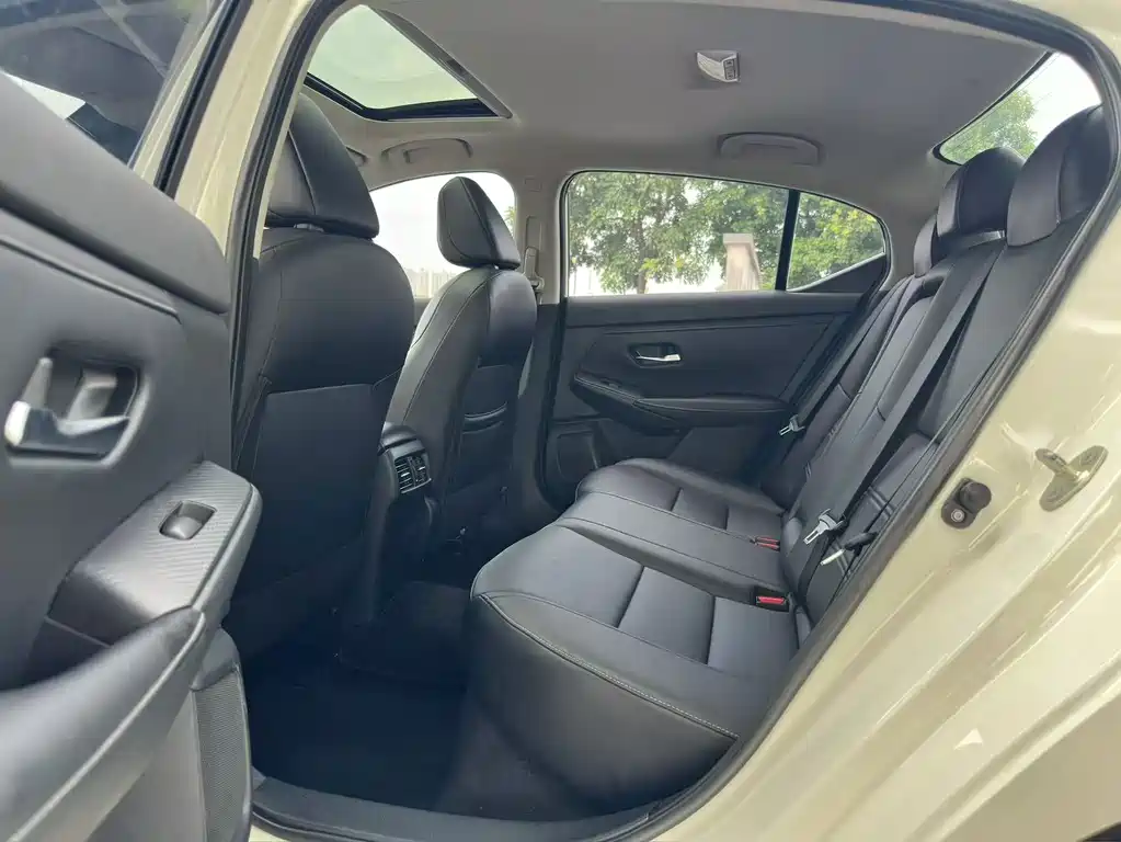Nissan Sylphy — миниатюра 6