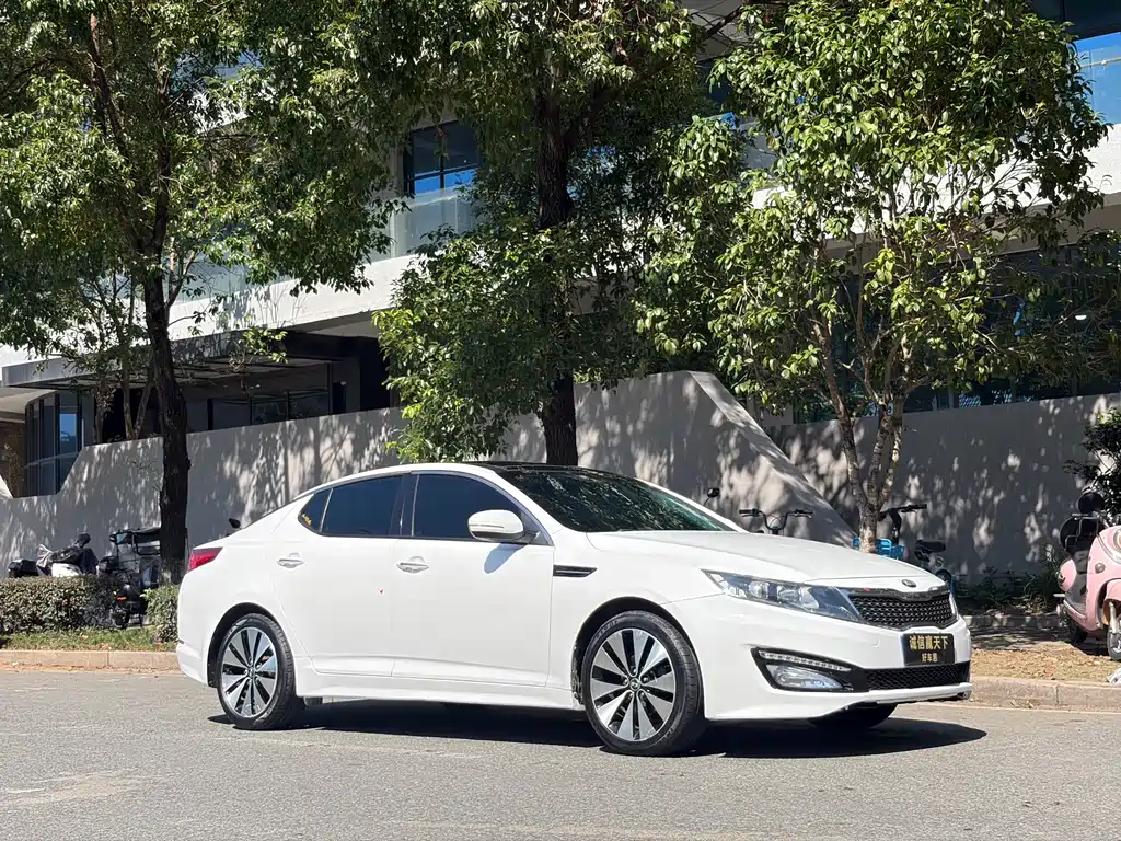 Kia K5 — миниатюра 3