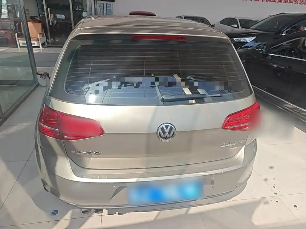 Volkswagen Golf — миниатюра 6