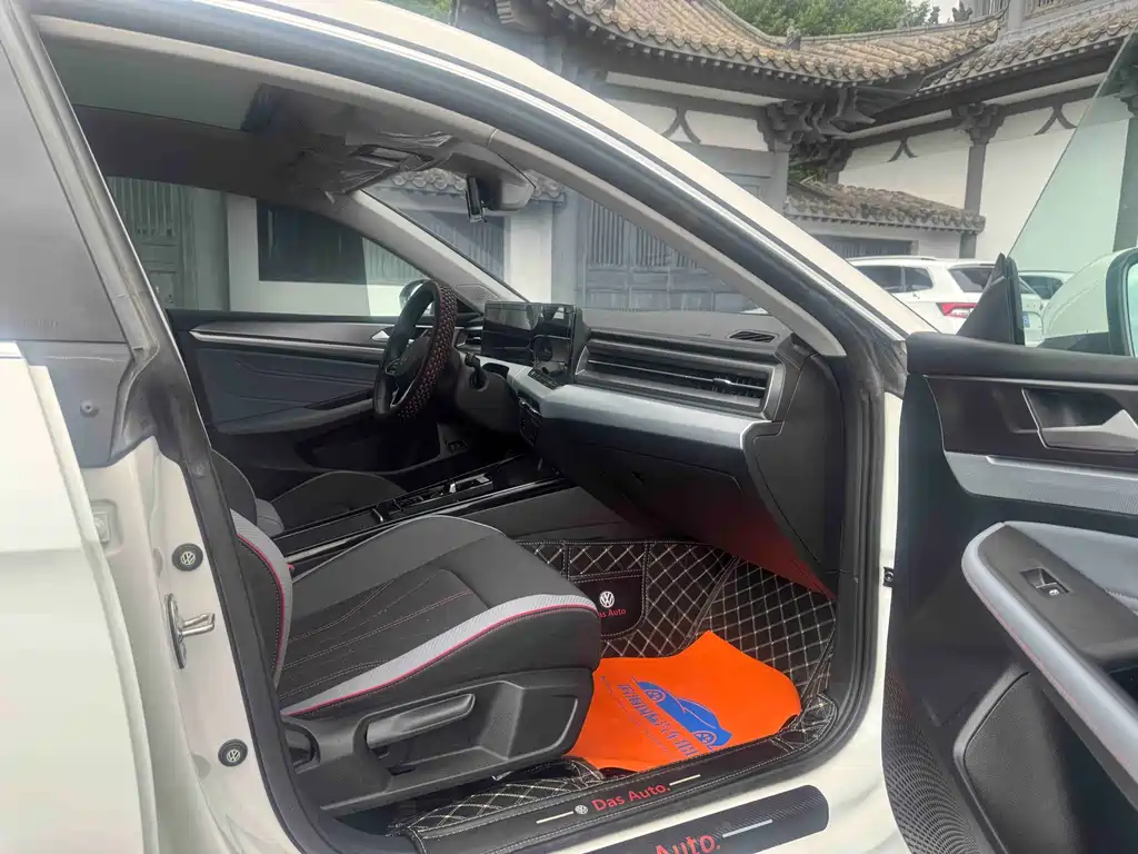 Volkswagen Lamando — миниатюра 10