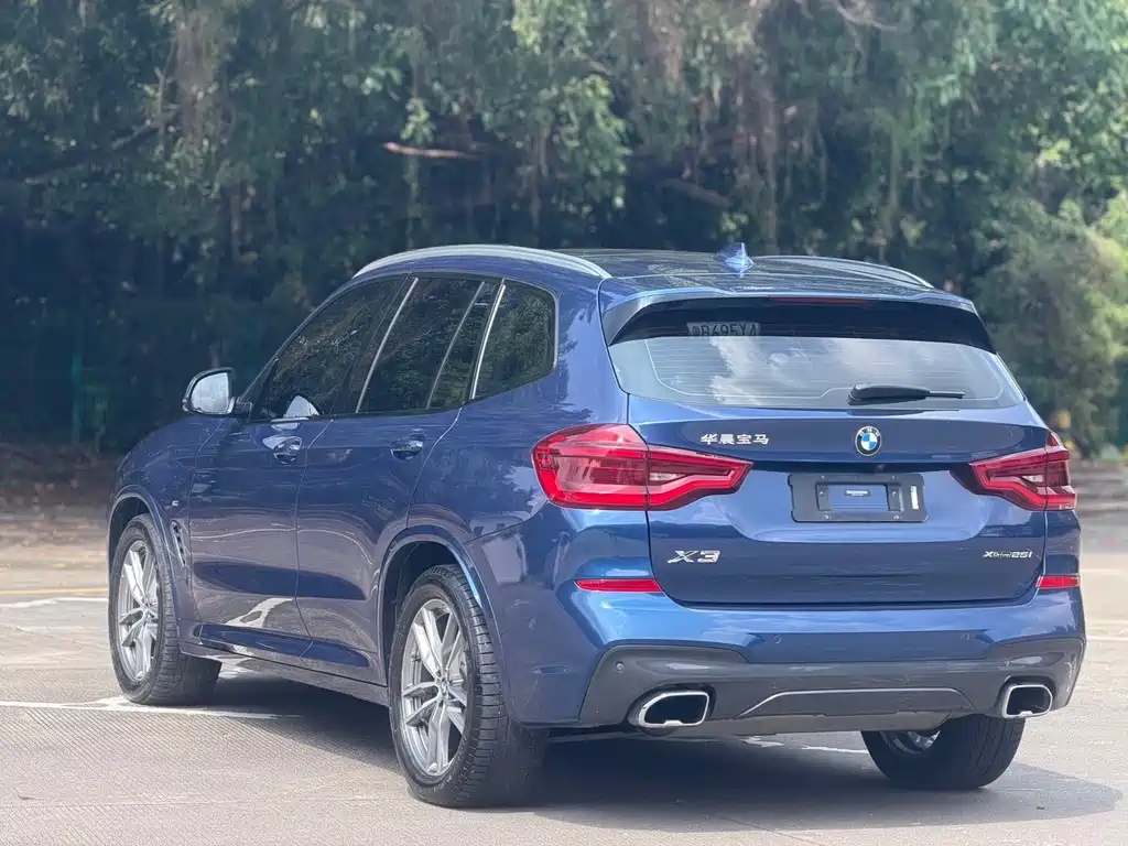 BMW X3 — миниатюра 12