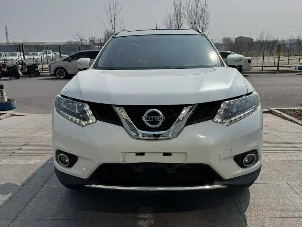 Nissan X-Trail 2014 2.0L CVT Comfort 2WD