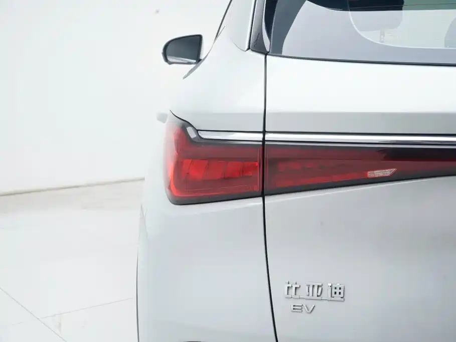 BYD Yuan Plus — миниатюра 14