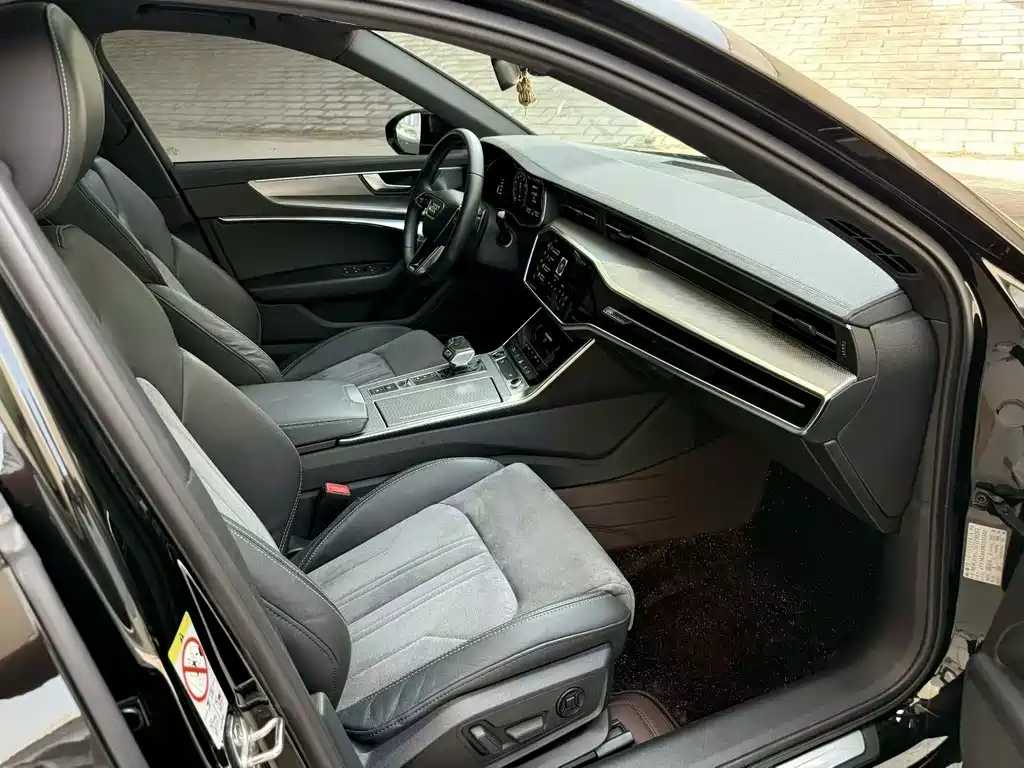 Audi A6L — миниатюра 7