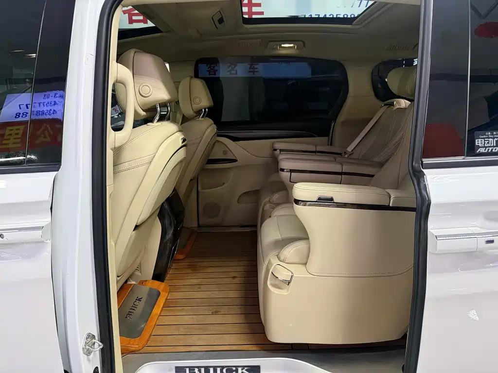 Buick GL8 2022 ES 653T Luxury