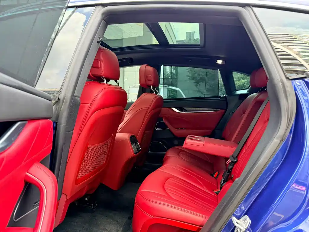 Maserati Levante — миниатюра 11