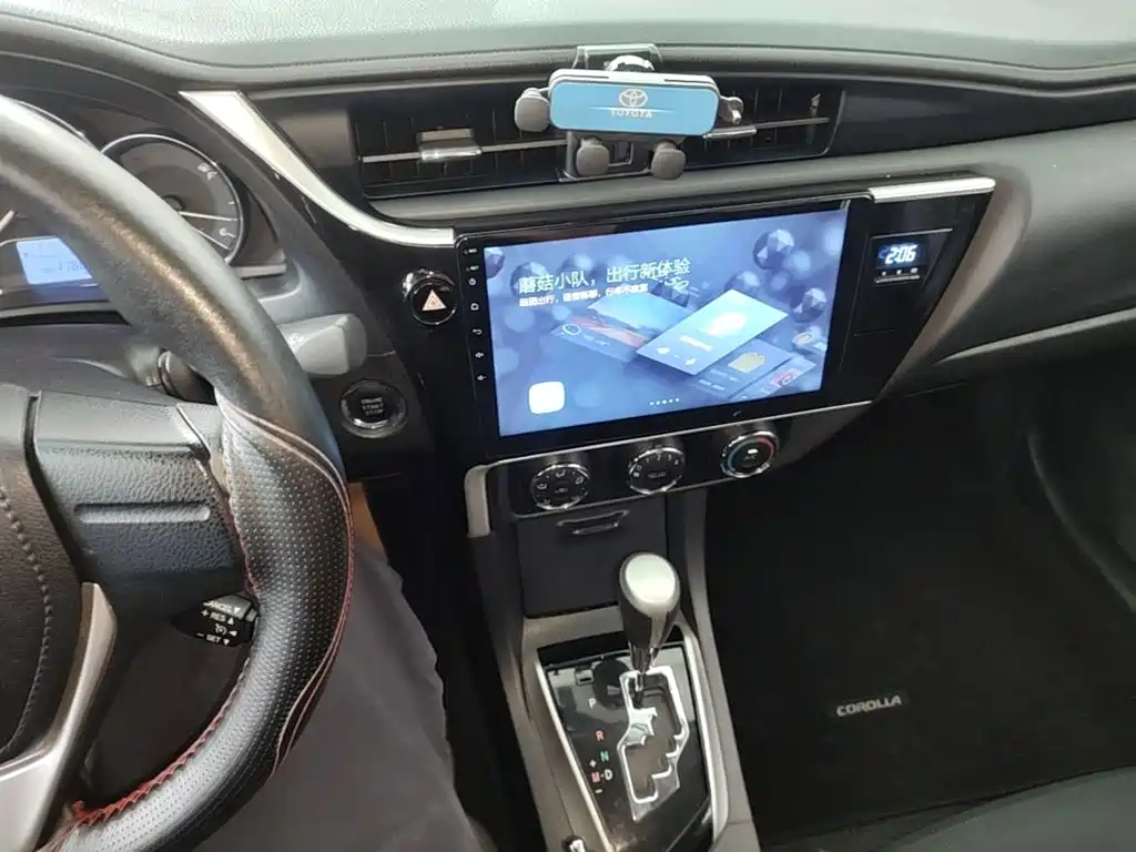 Toyota Corolla — миниатюра 13