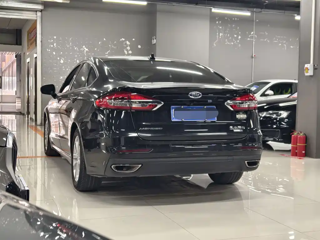 Ford Mondeo — миниатюра 5