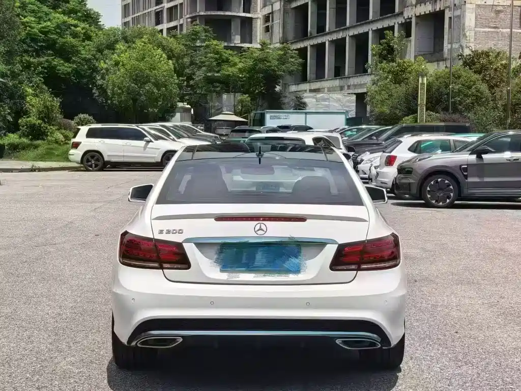Mercedes-Benz E-Class (Import) — миниатюра 7