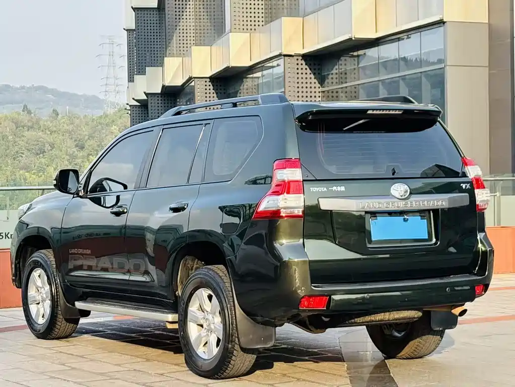 Toyota Land Cruiser Prado 2014 4.0L AT TX