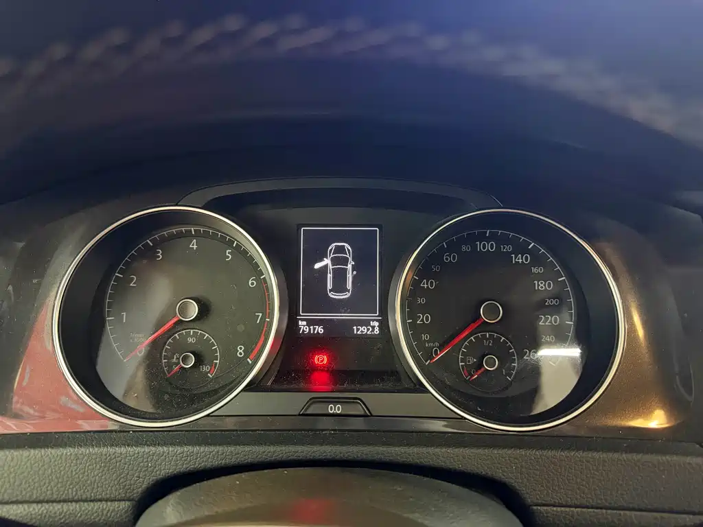 Volkswagen Golf 2017 1.6L AT Comfort