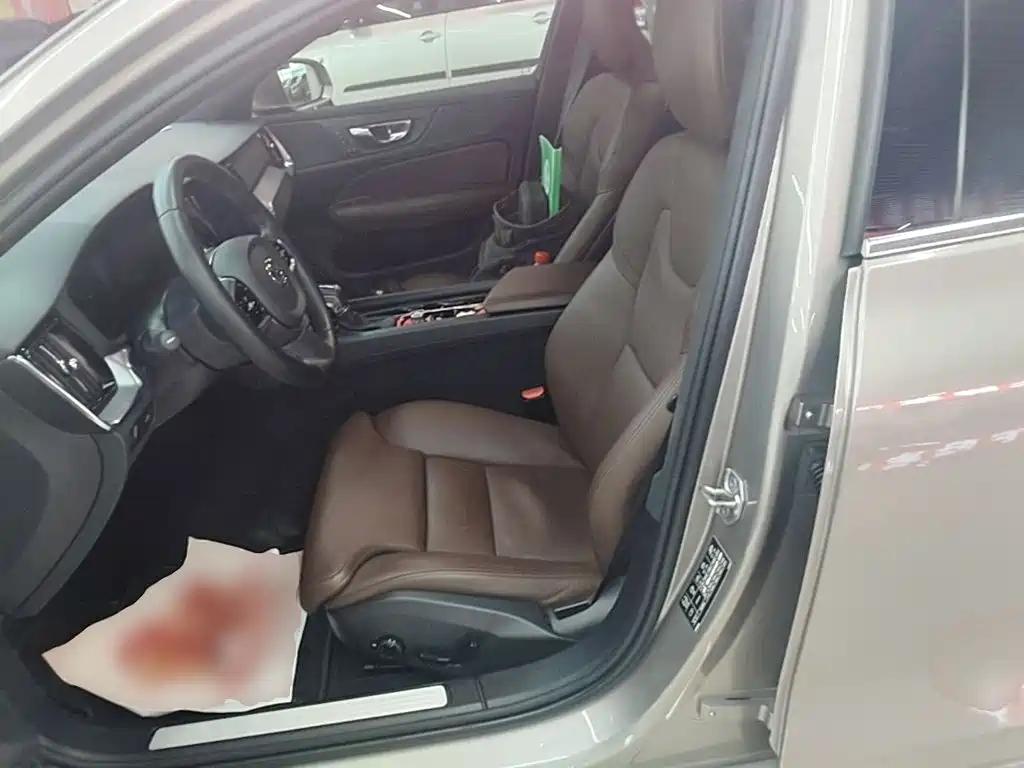 Volvo S60 — миниатюра 15