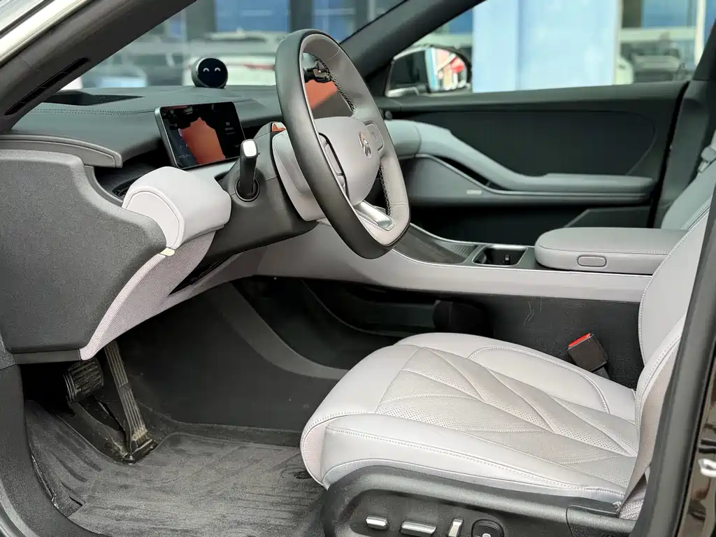 NIO ET5T — миниатюра 5