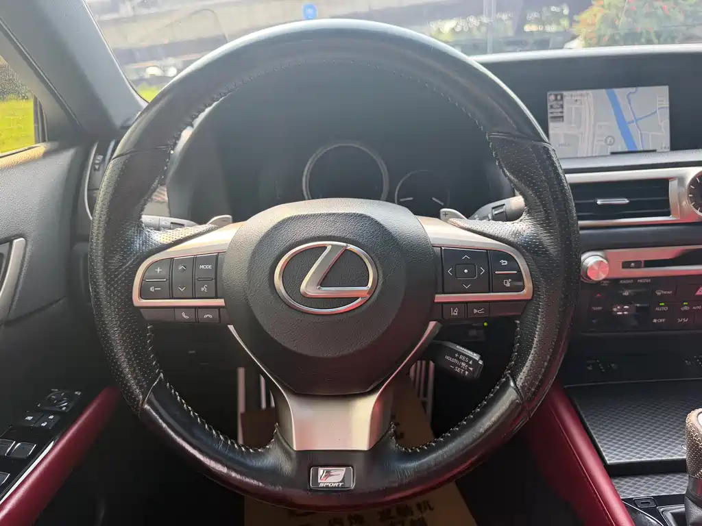 Lexus GS — миниатюра 9