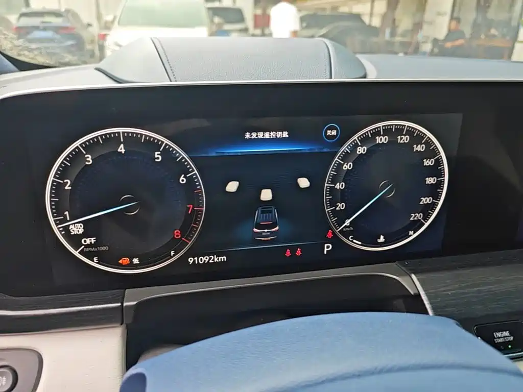 Buick GL8 — миниатюра 12