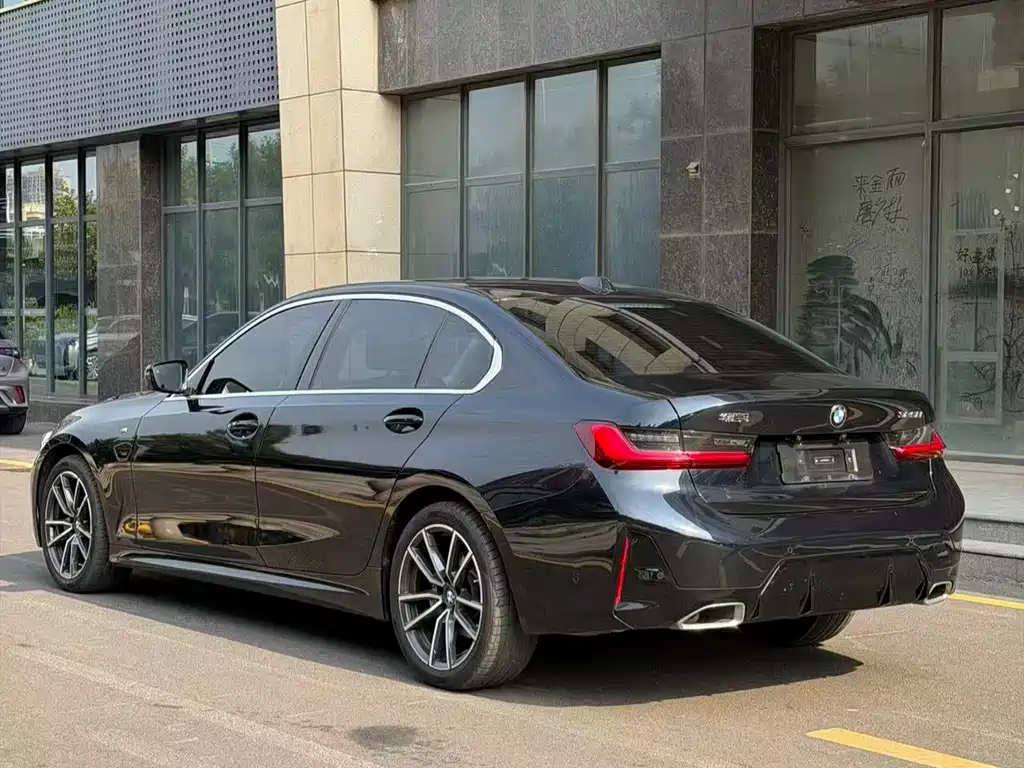BMW 3 Series — миниатюра 6