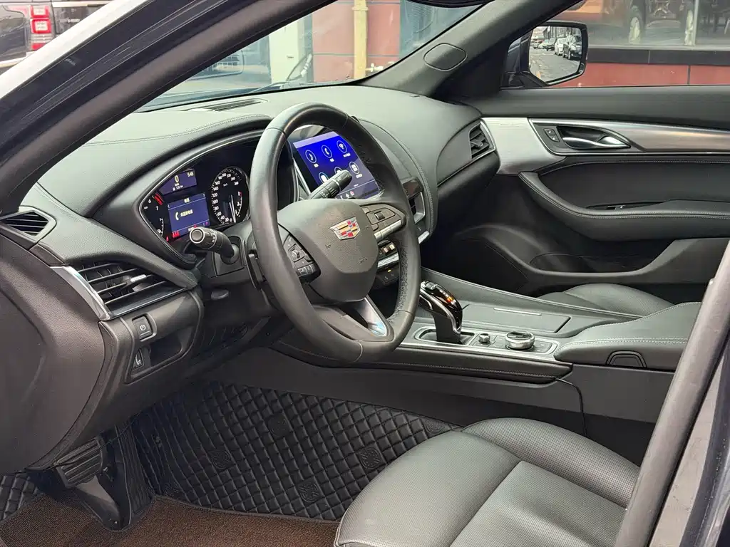 Cadillac CT5 — миниатюра 8