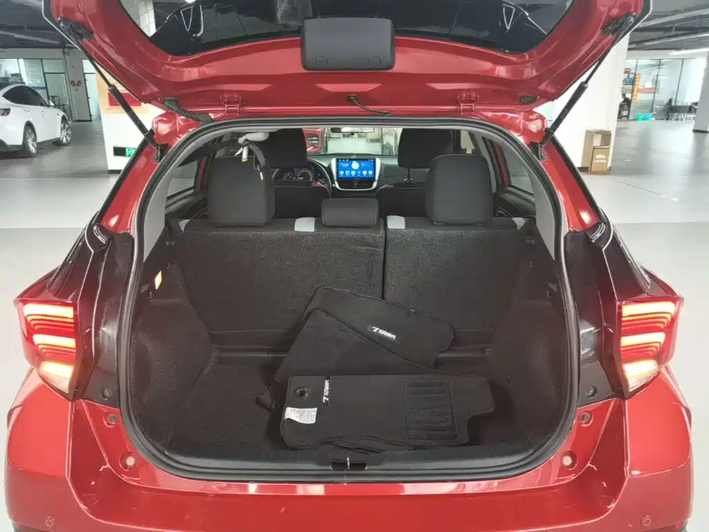 Toyota Yaris L — миниатюра 19