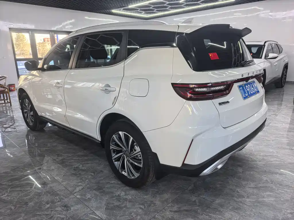 GEELY AUTOMOBILE VISION X6