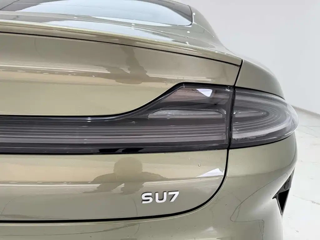 XIAOMI CAR XIAOMI SU7