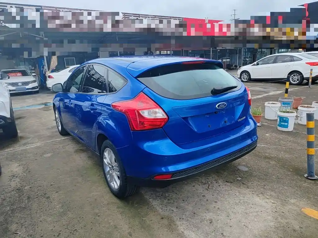 Ford Focus — миниатюра 5
