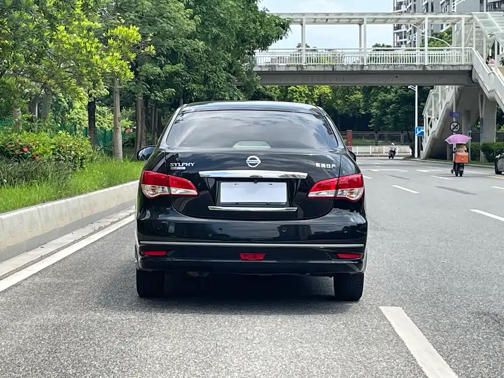 Nissan Sylphy — миниатюра 15