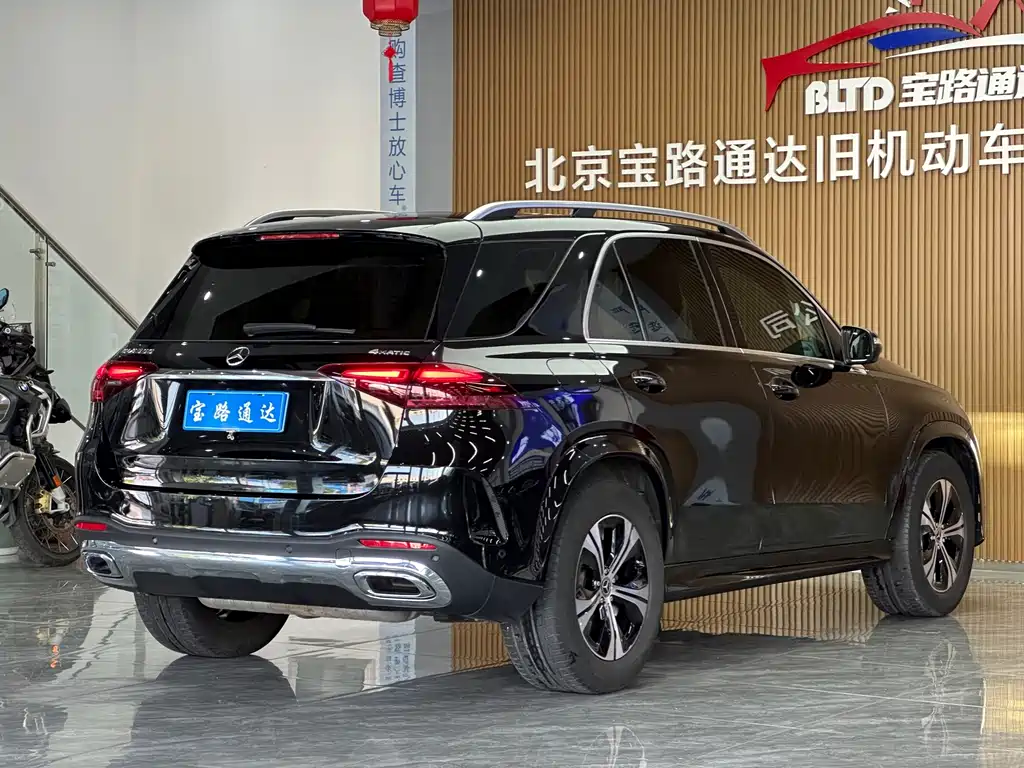 Mercedes-Benz GLE (Import) — миниатюра 6