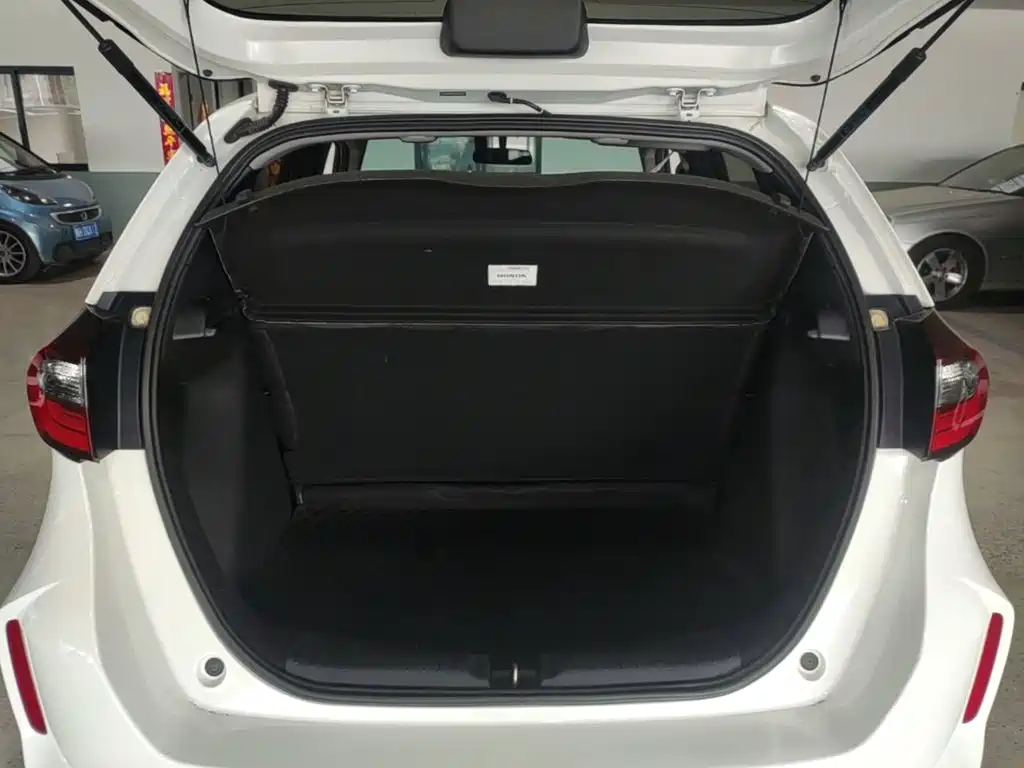 Honda Fit — миниатюра 19
