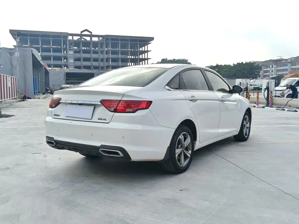 Geely Emgrand GL — миниатюра 6