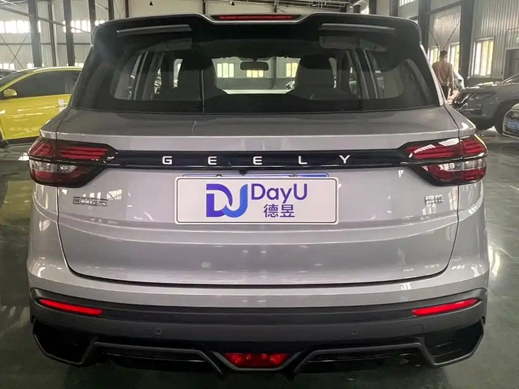 Geely Binyue — миниатюра 5