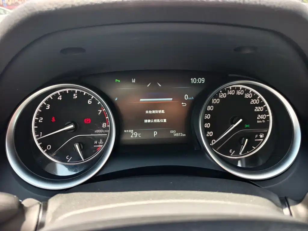 Toyota Camry — миниатюра 15