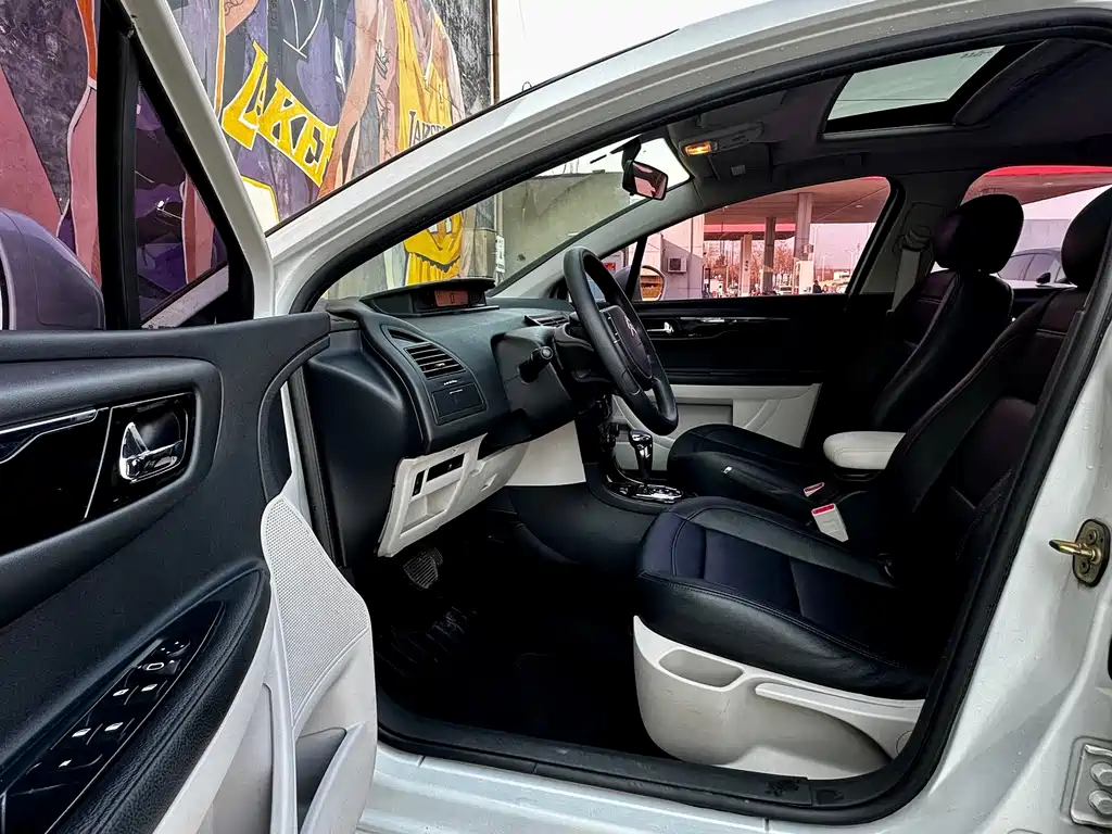 Citroen C-Quatre — миниатюра 9