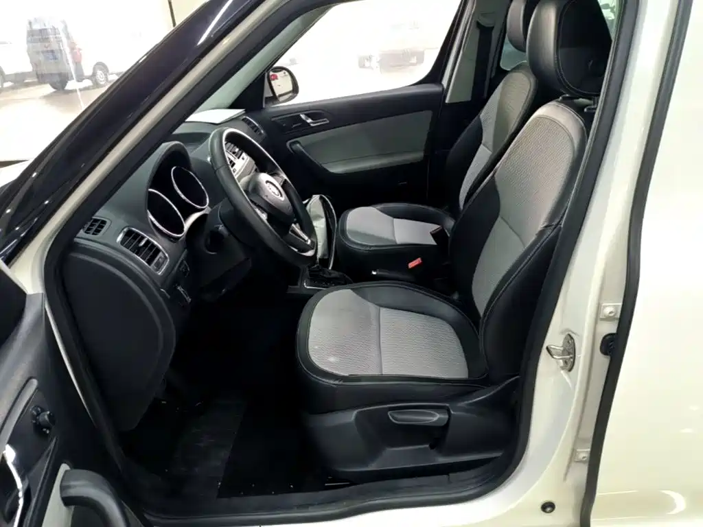Skoda Yeti — миниатюра 15