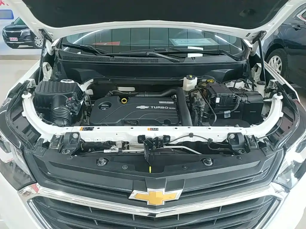 Chevrolet Equinox — миниатюра 20