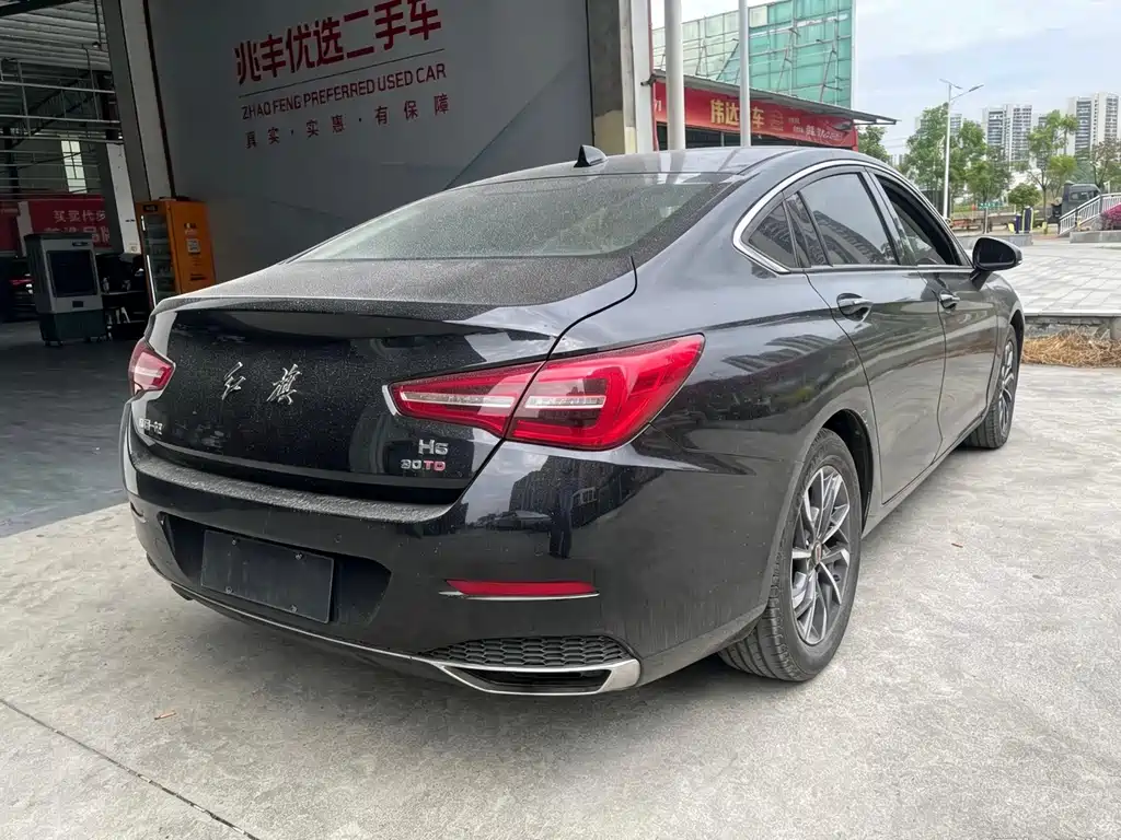 Hongqi Hongqi H5 — миниатюра 7