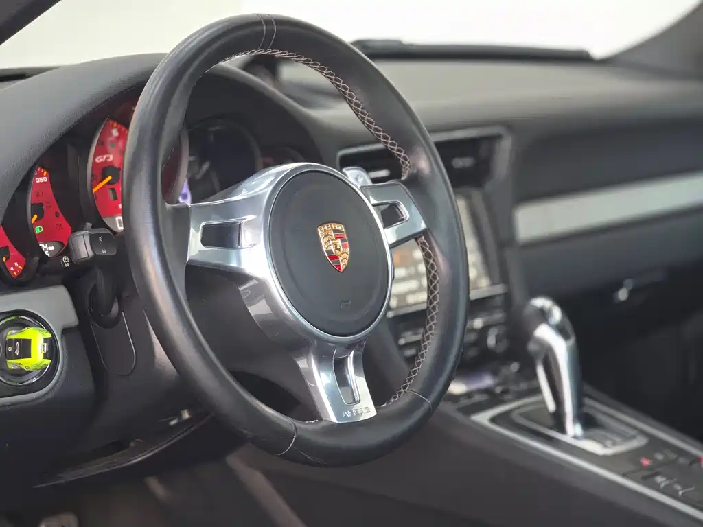 Porsche 911 2013 GT3 3.8L