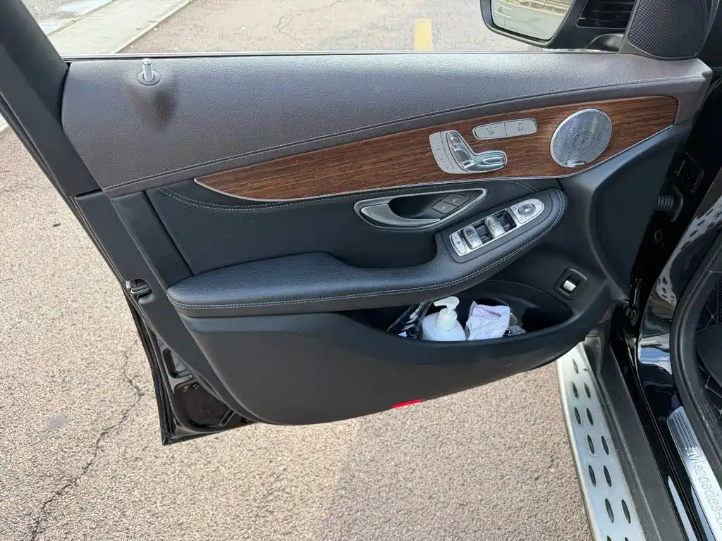Mercedes-Benz GLC 2020 GLC 300 L 4MATIC Luxury
