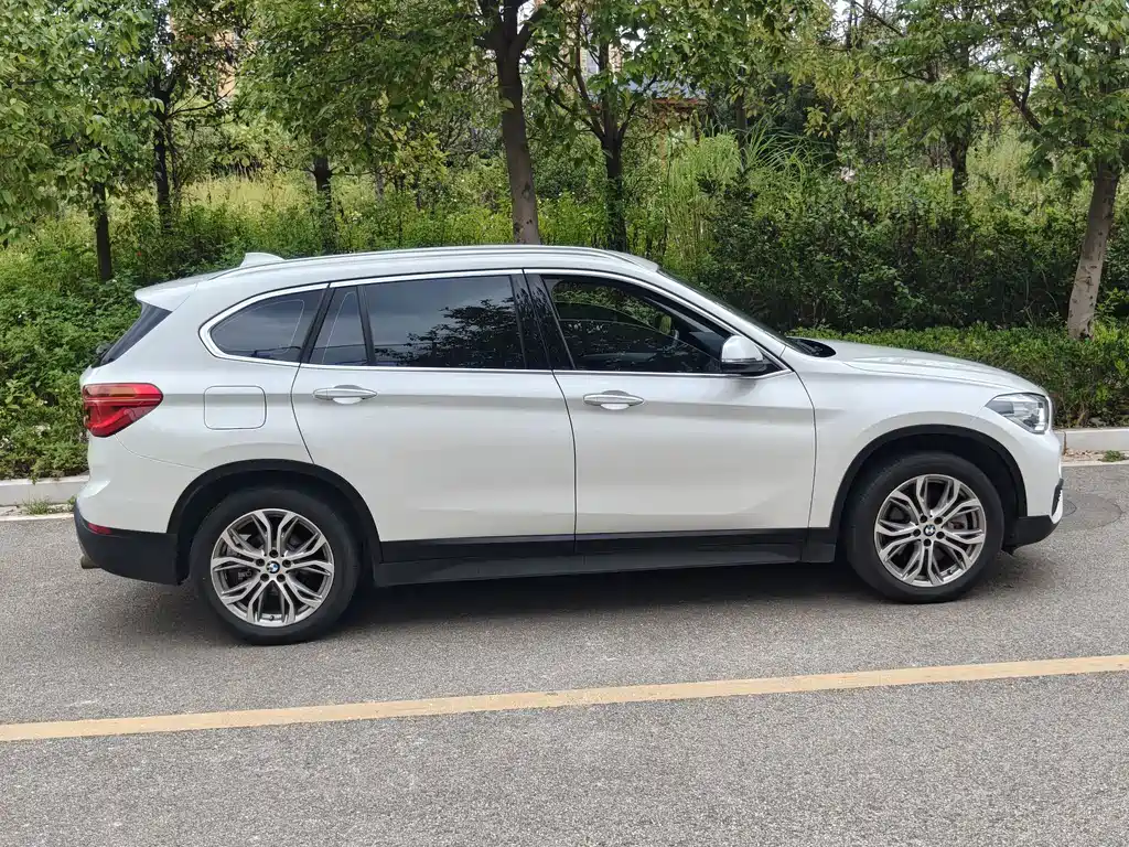 BMW X1 — миниатюра 5