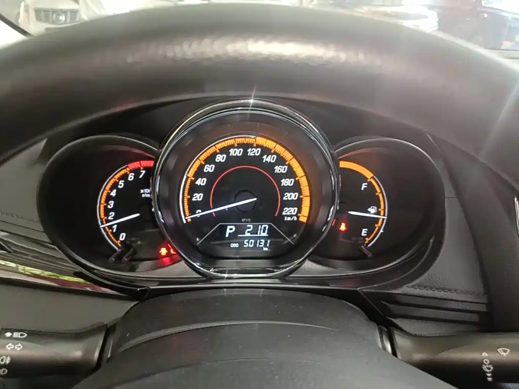 Toyota Yaris L — миниатюра 12