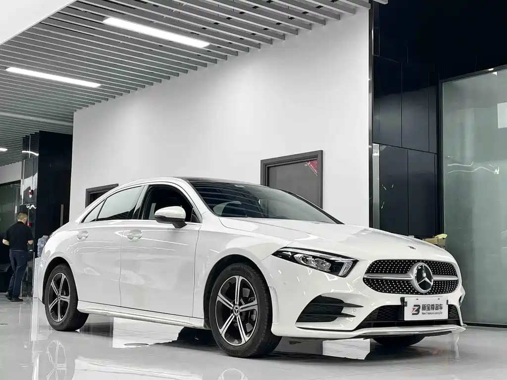 Mercedes-Benz A-Class — миниатюра 3