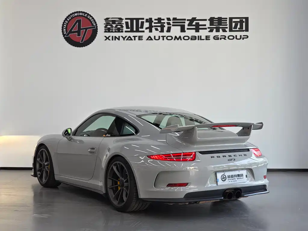 Porsche 911 2013 GT3 3.8L