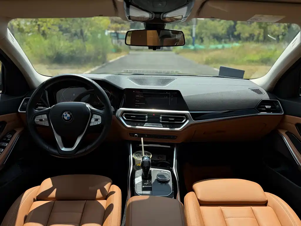 BMW 3 Series — миниатюра 13