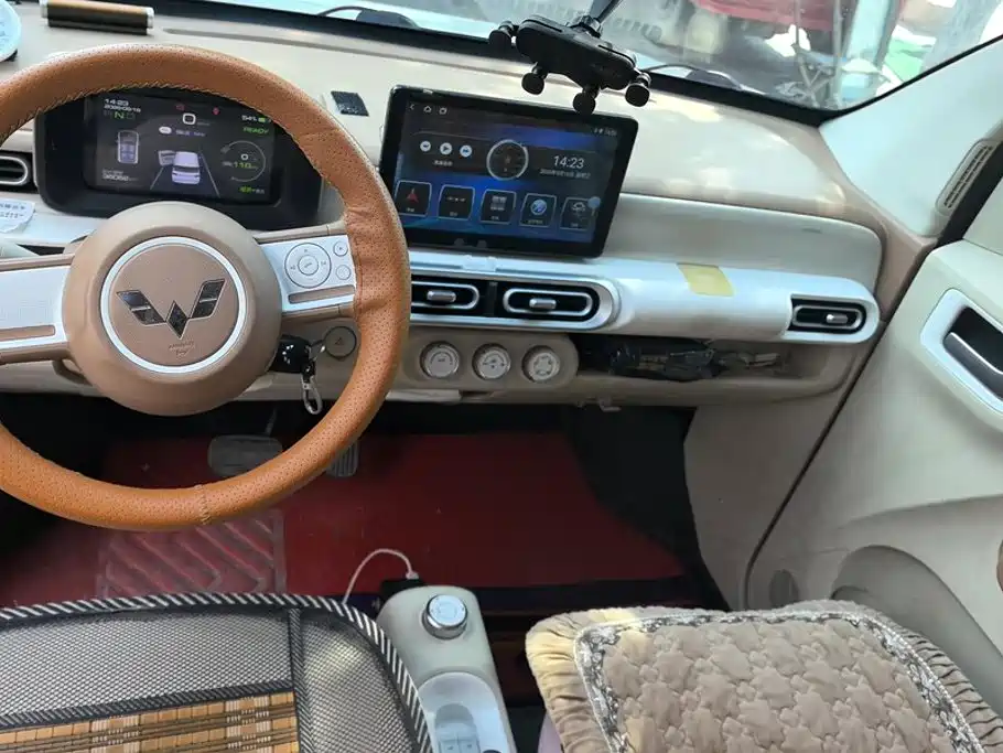 Wuling MINIEV — миниатюра 12