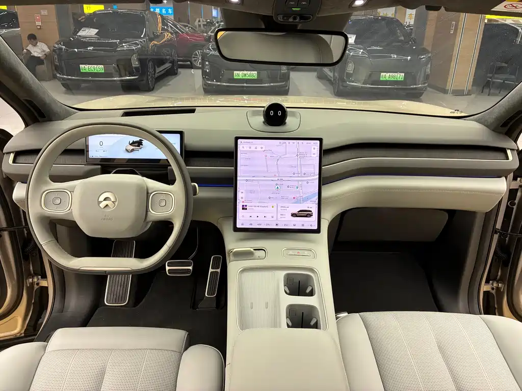 NIO ES8 — миниатюра 10